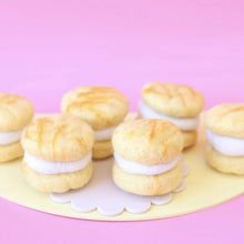 Load image into Gallery viewer, Felt melting moments cookies