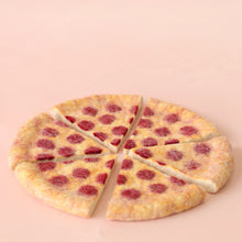 Load image into Gallery viewer, Felt pepperoni pizza