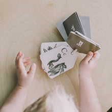 Load image into Gallery viewer, Flash cards - animal alphabet