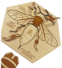 Load image into Gallery viewer, Stuka Puka busy bee wooden puzzle