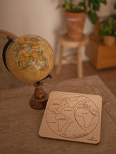Load image into Gallery viewer, Stuka Puka the earth is round wooden puzzle