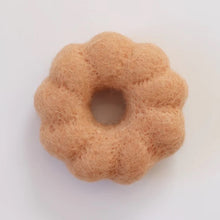 Load image into Gallery viewer, Felt donut - cruller