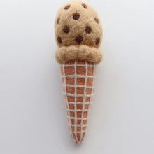 Load image into Gallery viewer, Felt ice cream - cookies and cream