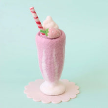 Load image into Gallery viewer, Felt milkshake - strawberry