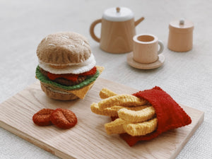 Felt burger and chips set in box