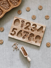 Load image into Gallery viewer, Wooden number puzzle